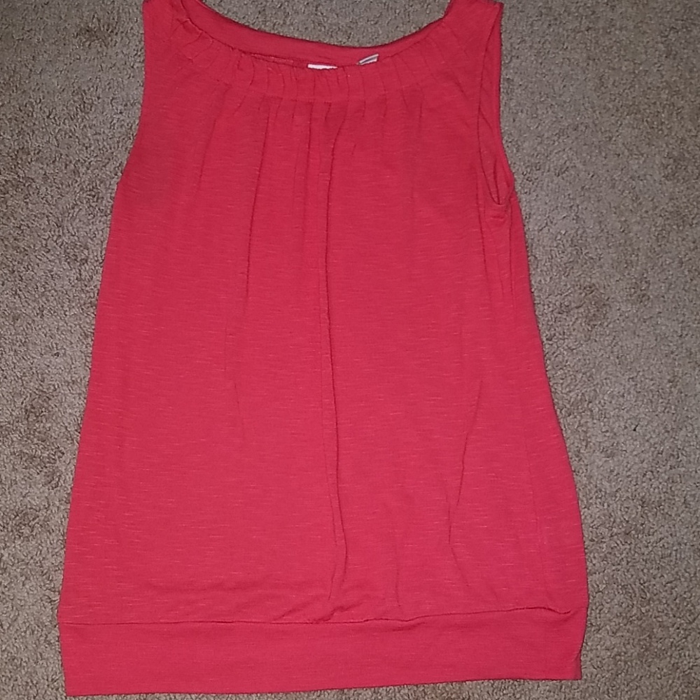 Sleeveless blouse